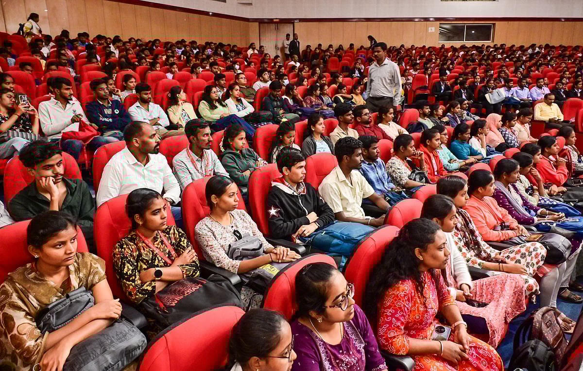 ವಿದ್ಯಾರ್ಥಿಗಳಿಗೆ ತರಬೇತಿ, ಮಾರ್ಗದರ್ಶನ ಅಗತ್ಯ: ಪುರುಷೋತ್ತಮ ಬಿಳಿಮಲೆ