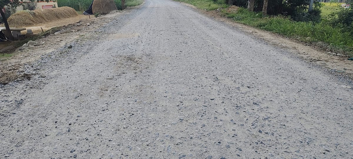 ಬಂಗಾರಪೇಟೆ: ಕಿತ್ತು ಹೋದ ರಸ್ತೆಗೆ ಜಲ್ಲಿ ಸುರಿದು ಆರು ತಿಂಗಳು!