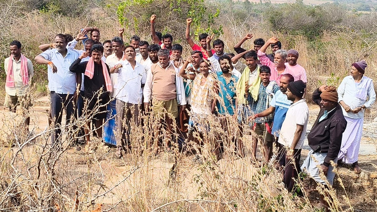 ಚಿಂತಾಮಣಿ: ಕಲ್ಲು ಗಣಿಗಾರಿಕೆಗೆ ಅನುಮತಿ ನೀಡದಂತೆ ಆಗ್ರಹ