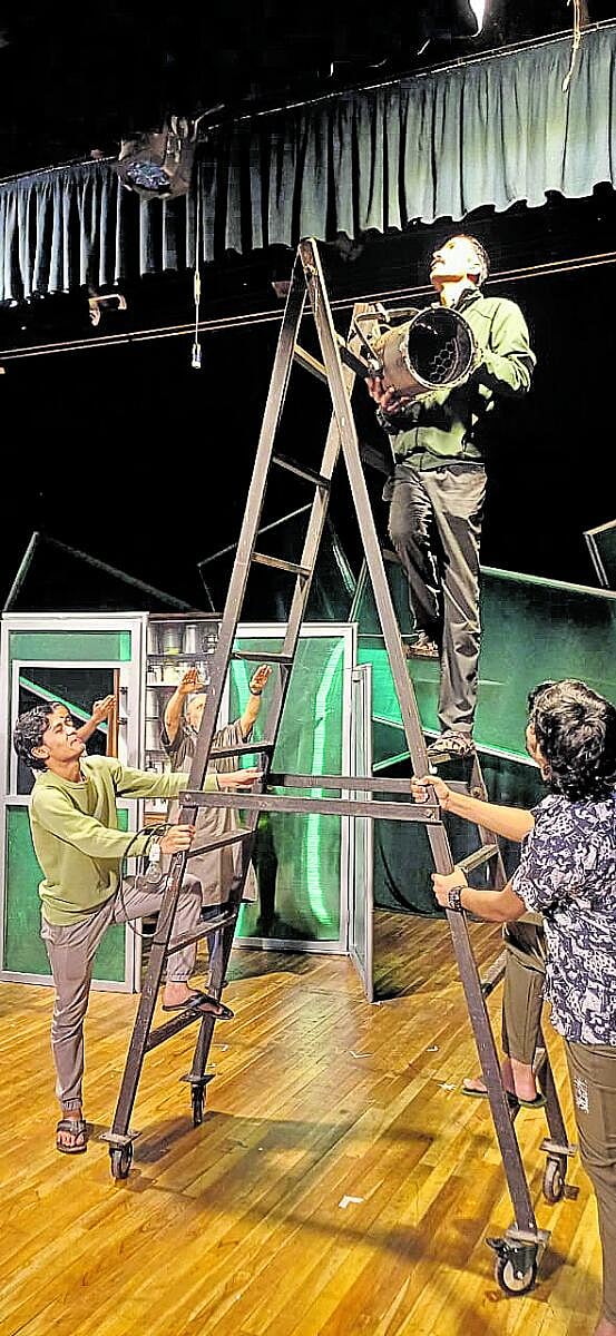 ಮೈಸೂರು: ಉತ್ಸವದ ತೆರೆಮರೆಯ ನಕ್ಷತ್ರಗಳು!