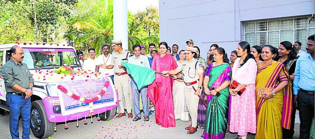 ಮಕ್ಕಳು, ಮಹಿಳೆಯರಿಗೆ ಅಕ್ಕನ ಶ್ರೀರಕ್ಷೆ: ಸಂಸದೆ ಡಾ.ಪ್ರಭಾ ಮಲ್ಲಿಕಾರ್ಜುನ್ ಚಾಲನೆ