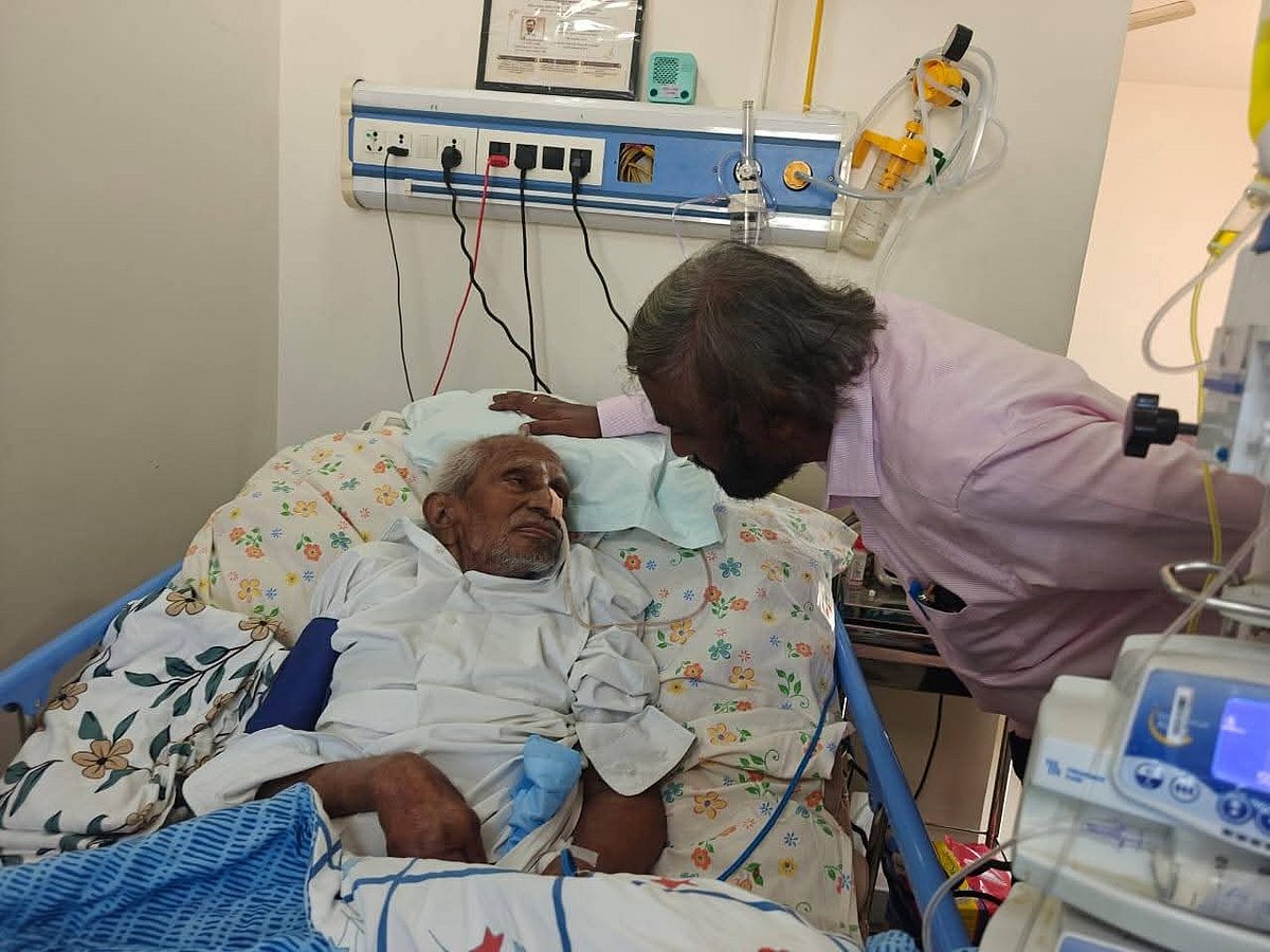 ಶತಾಯುಷಿ ಭೀಮಣ್ಣಾ ಖಂಡ್ರೆ ಆರೋಗ್ಯ ಕ್ಷೀಣ: ಆಸ್ಪತ್ರೆಗೆ ದಾಖಲು