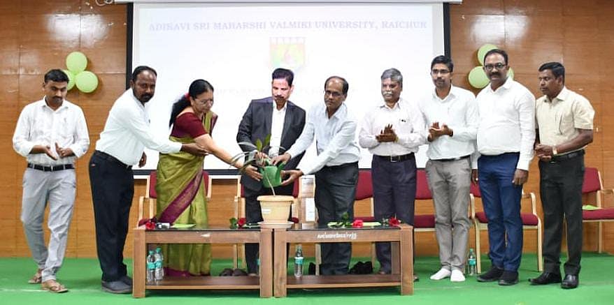 ರಾಯಚೂರು | ಅರ್ಥವ್ಯವಸ್ಥೆ ಭವಿಷ್ಯದ ಭದ್ರತೆಗೆ ಅಗತ್ಯ: ಪ್ರೊ.ಶಿವಾನಂದ ಕೆಳಗಿನಮನಿ