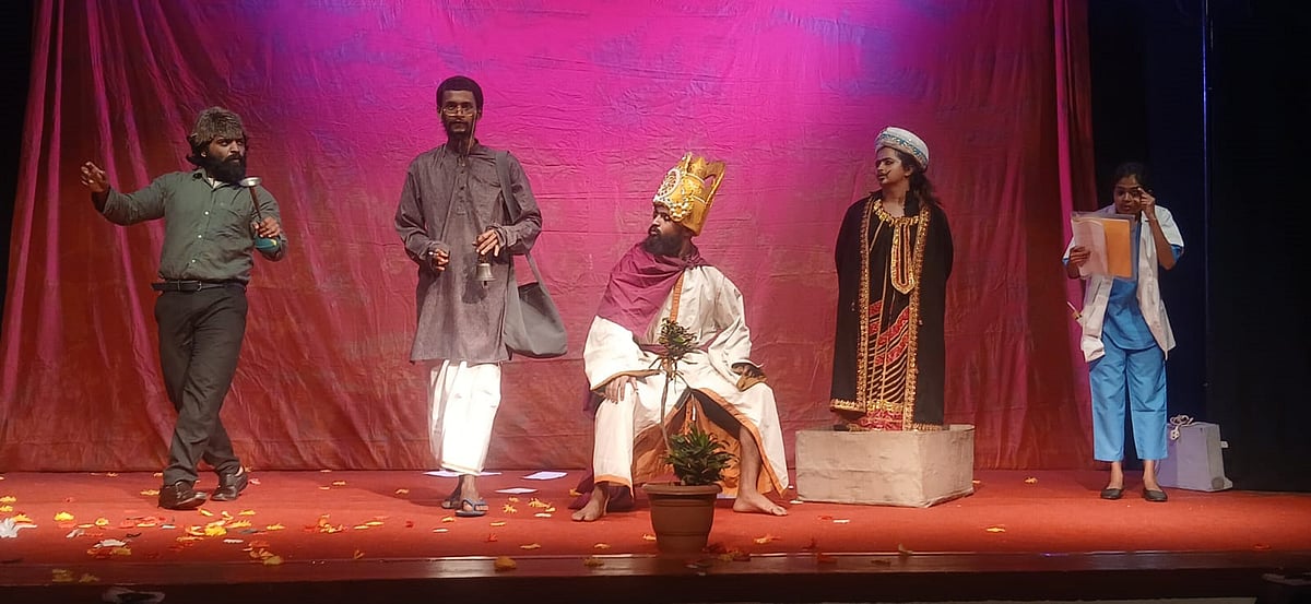 ಮಡಿಕೇರಿ | ಅಪರೂಪದ ‘ಅವತರಣಮ್ ಭ್ರಾಂತಾಲಯಮ್’!