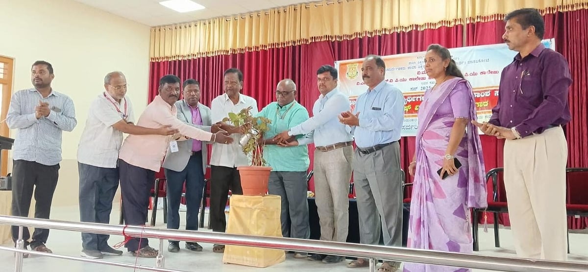 ಹುನಗುಂದ | ಇಂಗ್ಲಿಷ್‌ ಕಠಿಣ ವಿಷಯವಲ್ಲ; ಕಾಂಬಳೆ