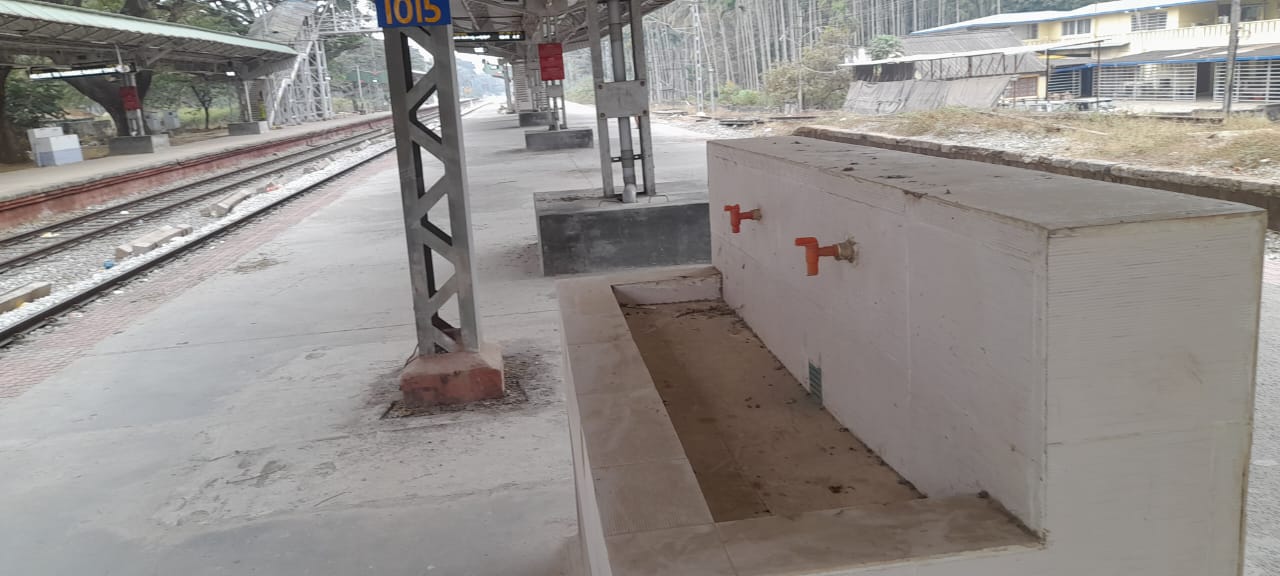 ತರೀಕೆರೆ ರೈಲು ನಿಲ್ದಾಣದಲ್ಲಿ ನೀರನ್ನೇ ಕಾಣದ ನಲ್ಲಿಗಳು