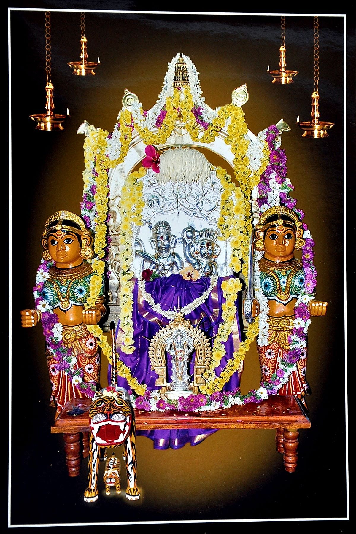 ವತ್ತಿನಕಟ್ಟೆ ದೇವಸ್ಥಾನ: ವಾರ್ಷಿಕ ಹಾಲುಹಬ್ಬ, ಗೆಂಡಸೇವೆ