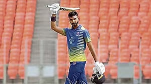 Vijay Hazare Trophy| ಮಿಂಚಿದ ಪಡಿಕ್ಕಲ್, ಕರುಣ್: ಸೆಮಿಫೈನಲ್‌ಗೆ ಕರ್ನಾಟಕ