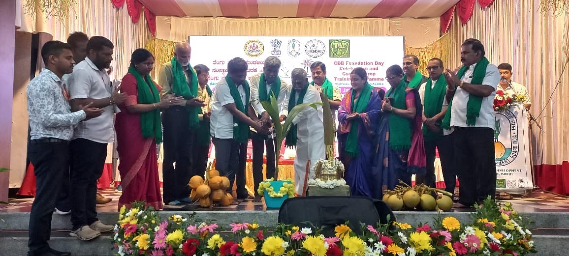 ಉಡುಪಿ| ತೆಂಗಿಗೆ ಕೀಟ ಬಾಧೆ: ಬೇಕಿದೆ ₹791 ಕೋಟಿ