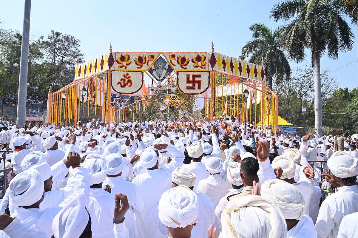 ಸೋಲಾಪುರ| ಸಡಗರದ ಅಕ್ಷತಾ ಮಹೋತ್ಸವ: ಲಕ್ಷಾಂತರ ಭಕ್ತರು ಭಾಗಿ