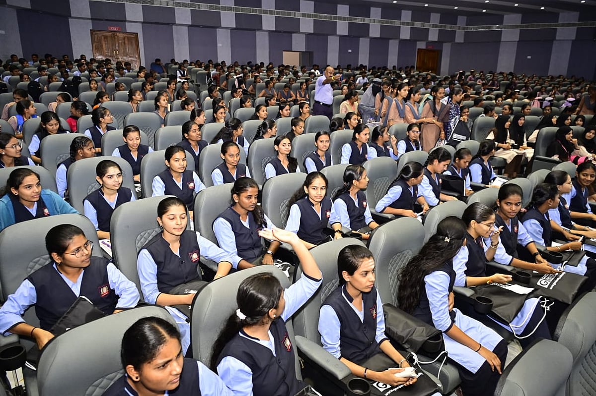 ಕಲಬುರಗಿಯಲ್ಲಿ 'ಜ್ಞಾನ ದೇಗುಲ' ಶೈಕ್ಷಣಿಕ ಮೇಳ ಆರಂಭಕ್ಕೆ ಕ್ಷಣಗಣನೆ