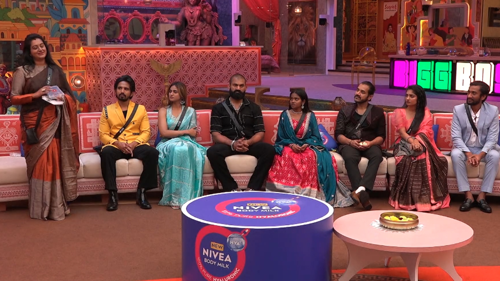 ಬಿಗ್‌ಬಾಸ್‌ ಸ್ಪರ್ಧಿಗಳು