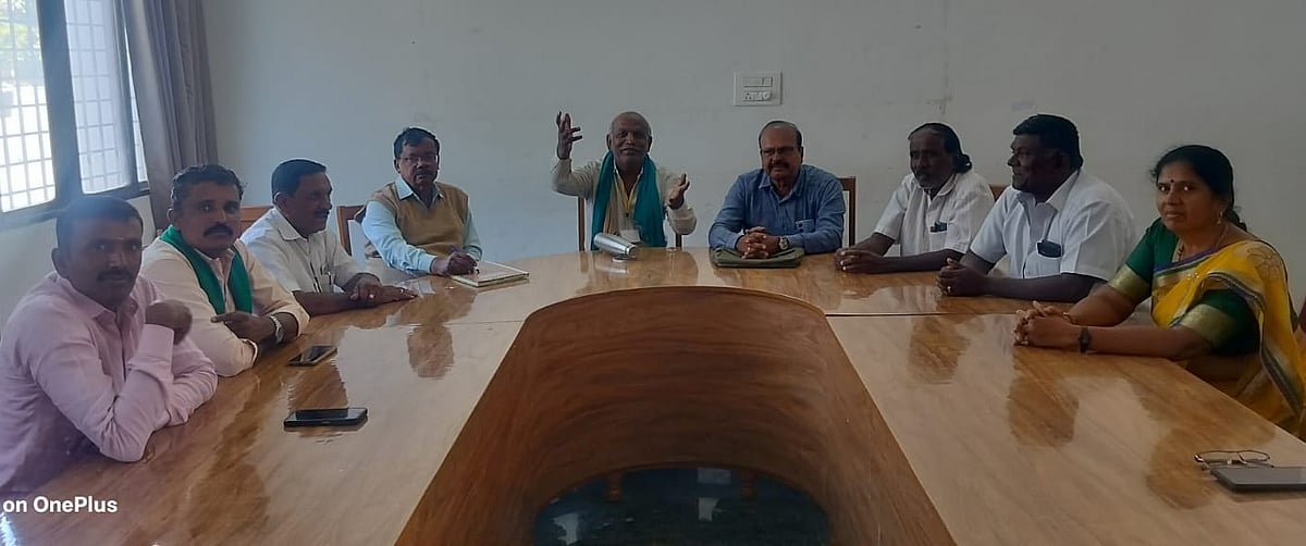 ಕುಂಚಿಟಿಗ ಸಮಾಜದ ಅಭಿವೃದ್ಧಿಗೆ ಕೈಜೋಡಿಸದ ಬುದ್ಧಿ ಜೀವಿಗಳು; ಕಸವನಹಳ್ಳಿ ರಮೇಶ್