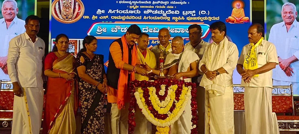 ಸಿಗಂದೂರು ಜಾತ್ರಾ ಮಹೋತ್ಸವಕ್ಕೆ ಶಾಸಕ ಗೋಪಾಲಕೃಷ್ಣ ಬೇಳೂರು ಚಾಲನೆ