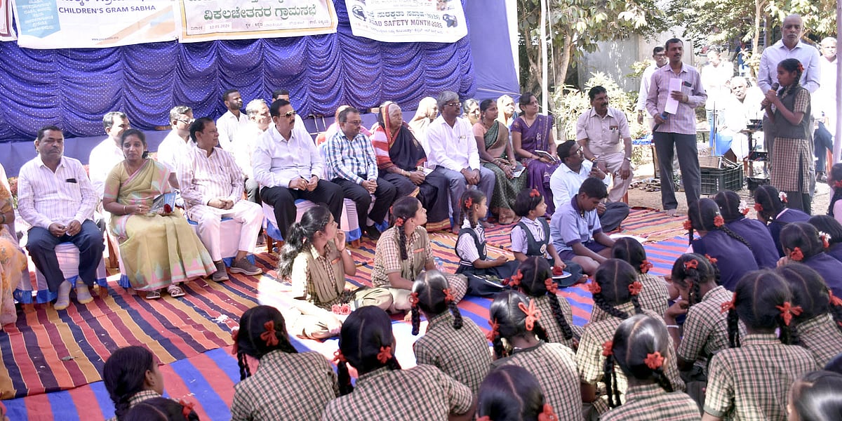 ಲಕ್ಕುಂಡಿ |ಮಕ್ಕಳ ಬೇಡಿಕೆಗಳಿಗೆ ಸ್ಪಂದಿಸಿ: ಶಾಸಕ ಸಿ.ಸಿ. ಪಾಟೀಲ