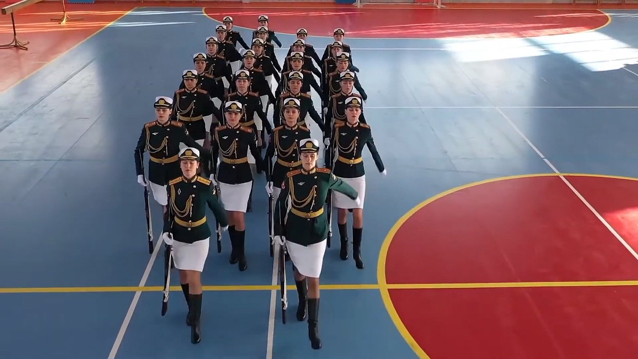 ರಷ್ಯಾದ ಮಹಿಳಾ ಸೈನಿಕರು