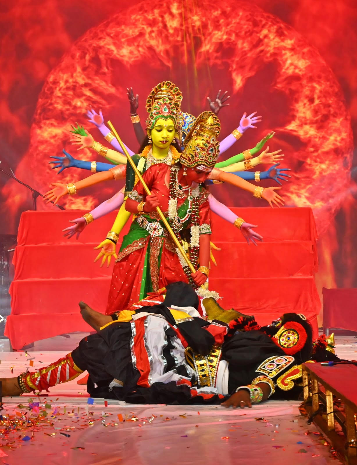 ನವದುರ್ಗೆಯರ ನೃತ್ಯ