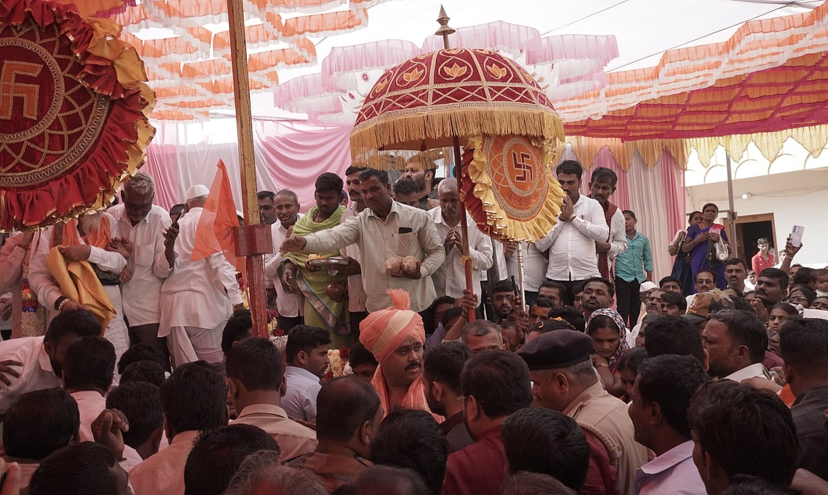 ಮುಗಳಖೋಡ: ಯಲ್ಲಾಲಿಂಗರ ಸಂಭ್ರಮ ಪಲ್ಲಕ್ಕಿ ಯತ್ಸವ
