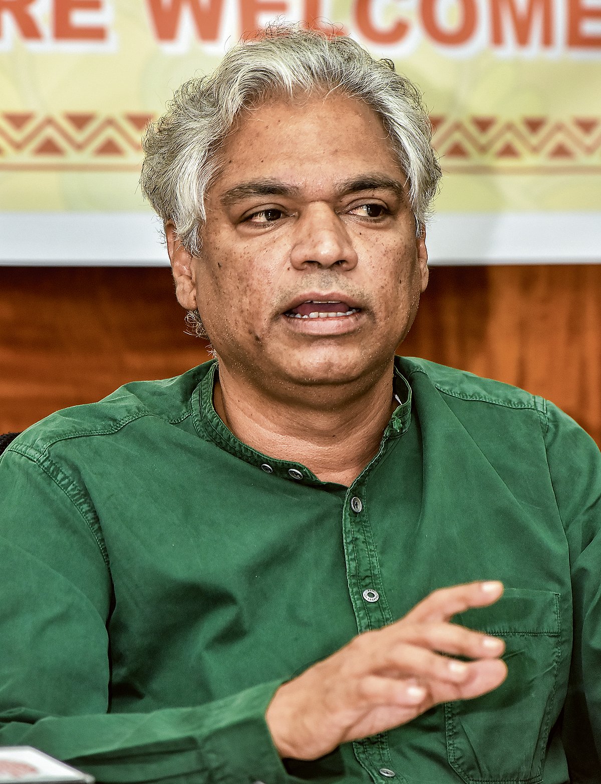 ಅಂಬೇಡ್ಕರ್‌ ಅವರನ್ನು ಜಾತಿವಾದದಲ್ಲಿ ಬಂಧಿಸಲಾಗಿದೆ: ಪ್ರಕಾಶ್ ಬೆಳವಾಡಿ