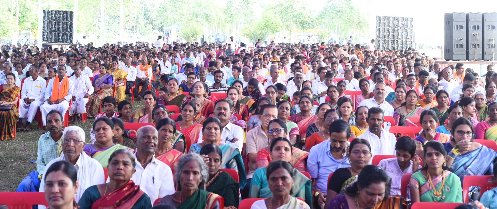 ಹರಿಹರದಲ್ಲಿ ನಡೆದ ಸಮಾರಂಭದಲ್ಲಿ ಪಾಲ್ಗೊಂಡಿದ್ದ ಭಕ್ತರು