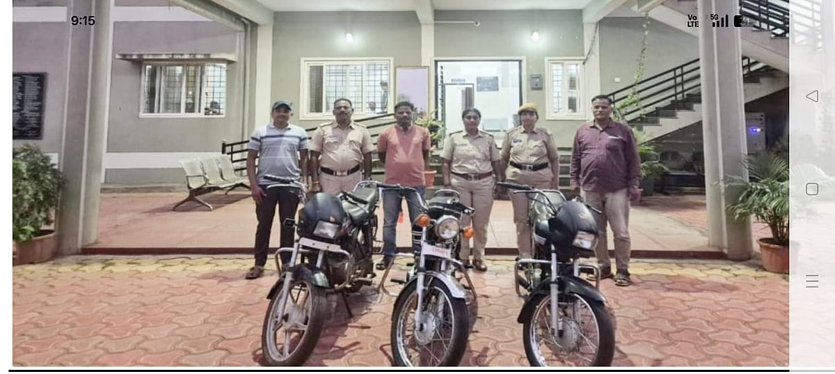 ಬೈಕ್‌ ಕಳವು: ಇಬ್ಬರ ಬಂಧನ