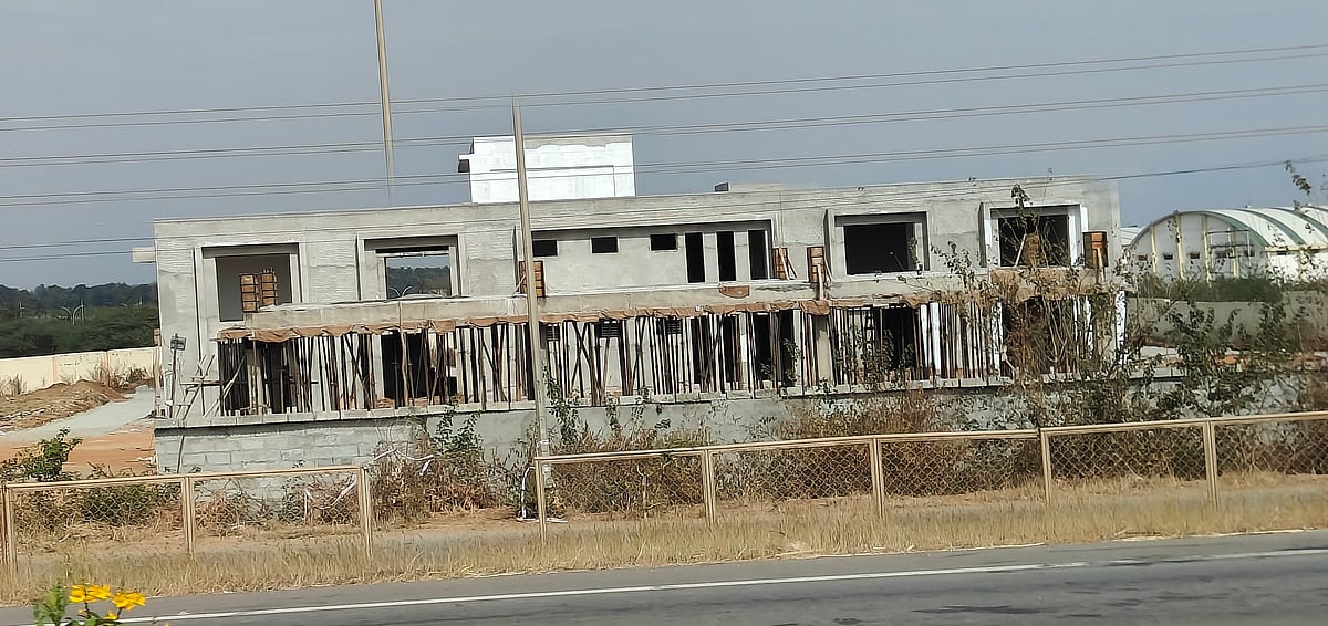 ಬೆಳೆಗಾರರಿಗೆ ದಕ್ಕದ ‘ಹೈಟೆಕ್ ಮಾರುಕಟ್ಟೆ’