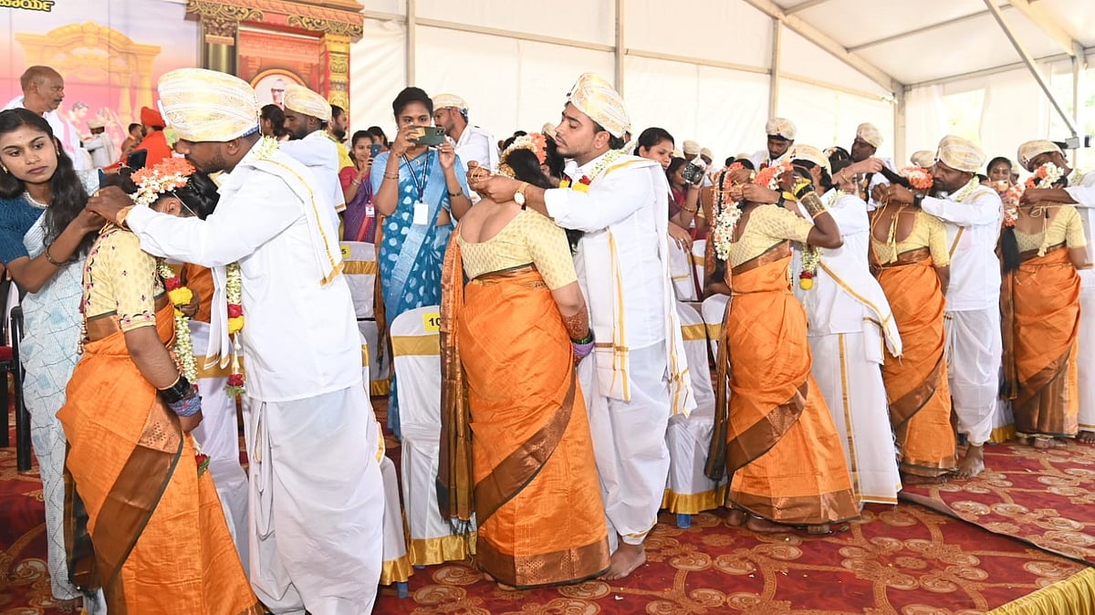 ಸುತ್ತೂರು ಜಾತ್ರೆಯಲ್ಲಿ ಸಾಮೂಹಿಕ ವಿವಾಹ: ಎಲ್ಲೆಗಳ ಮೀರಿ‌ ಕೈಹಿಡಿದ 135 ಜೋಡಿ