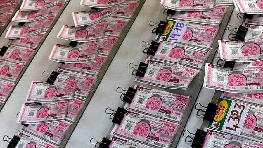 ₹ 1 ಕೋಟಿ ಲಾಟರಿ ಗೆದ್ದು ತೆರಿಗೆ ವಂಚಿಸಲು ಹೋಗಿ ಅಪಹರಣಕ್ಕೊಳಗಾದ 'ಅದೃಷ್ಟವಂತ'