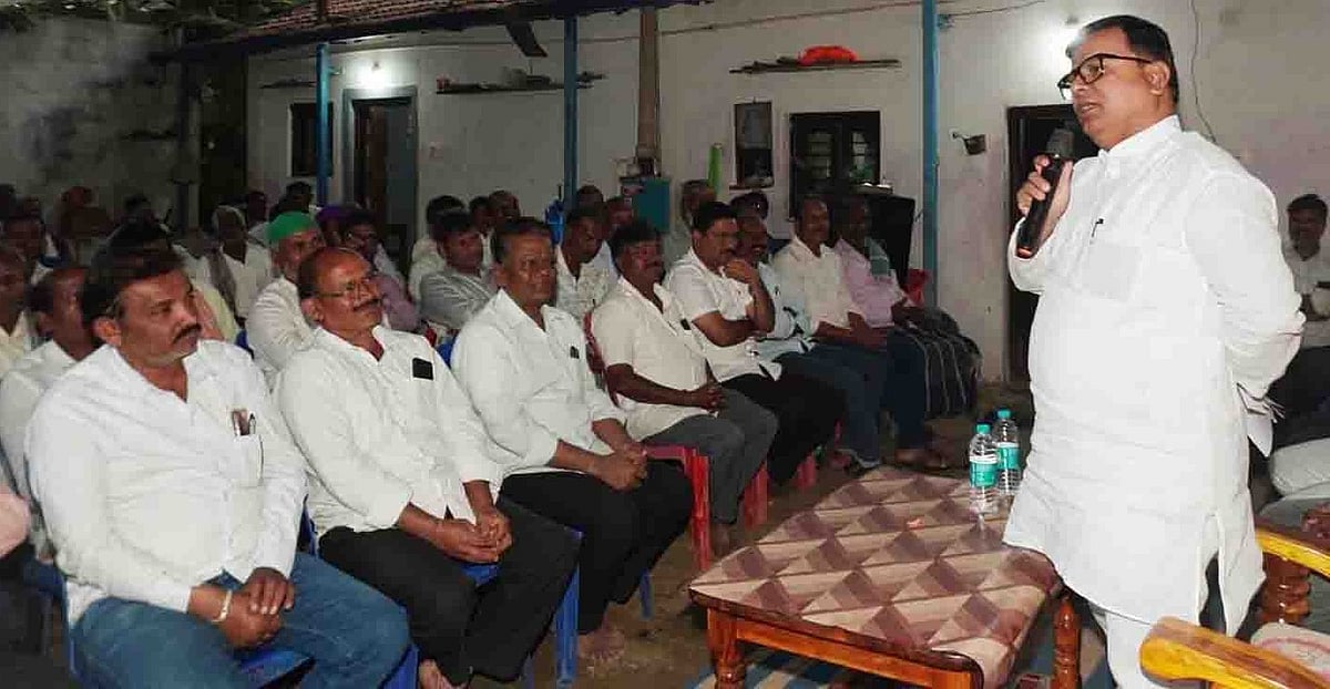 ಕೇಂದ್ರದಿಂದ ಉದ್ಯೋಗಕ್ಕೆ ಕತ್ತರಿ: ಶಾಸಕ ಮಾನೆ ಆರೋಪ