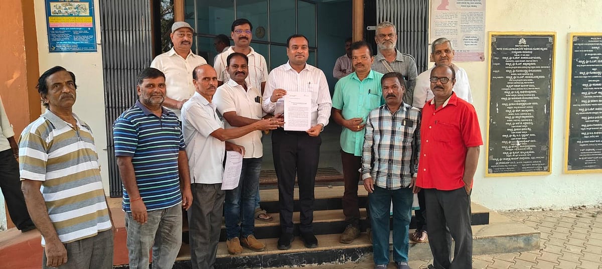 ಸಾಗರದ ಸಂಗೊಳ್ಳಿ ರಾಯಣ್ಣ ಮೈದಾನದಲ್ಲಿ ಹೆಲಿಪ್ಯಾಡ್‌ಗೆ ಅವಕಾಶ ನೀಡದಂತೆ ಮನವಿ