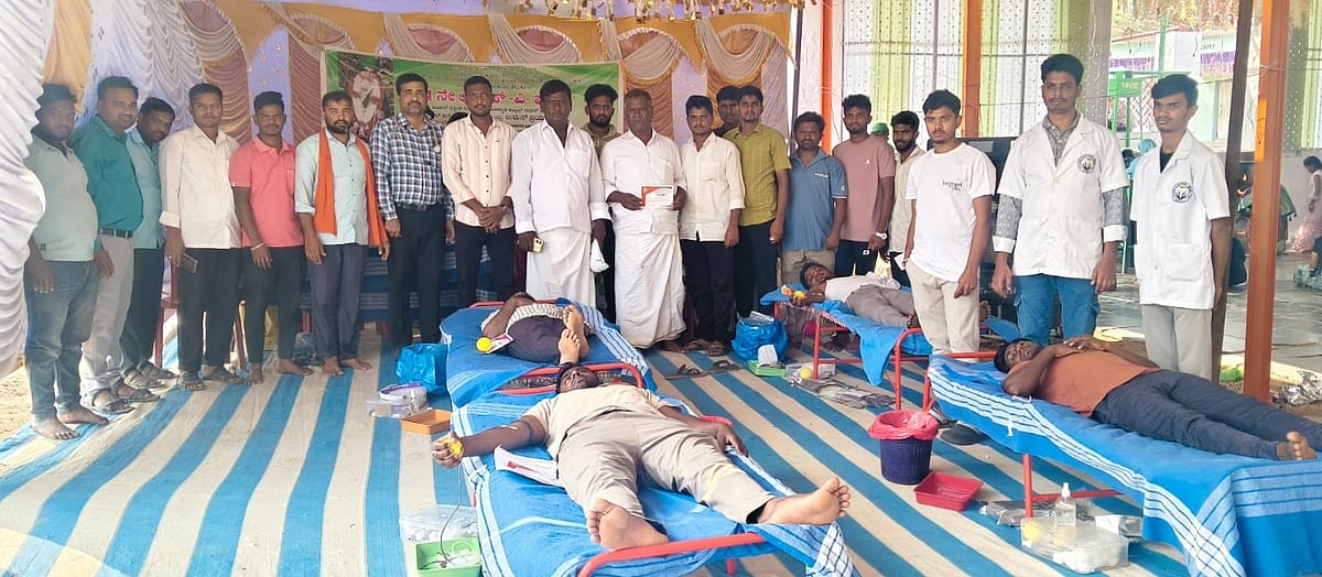 ತೆಕ್ಕಲಕೋಟೆ | ರಕ್ತದಾನ ಶಿಬಿರ: 60 ಯೂನಿಟ್ ಸಂಗ್ರಹ