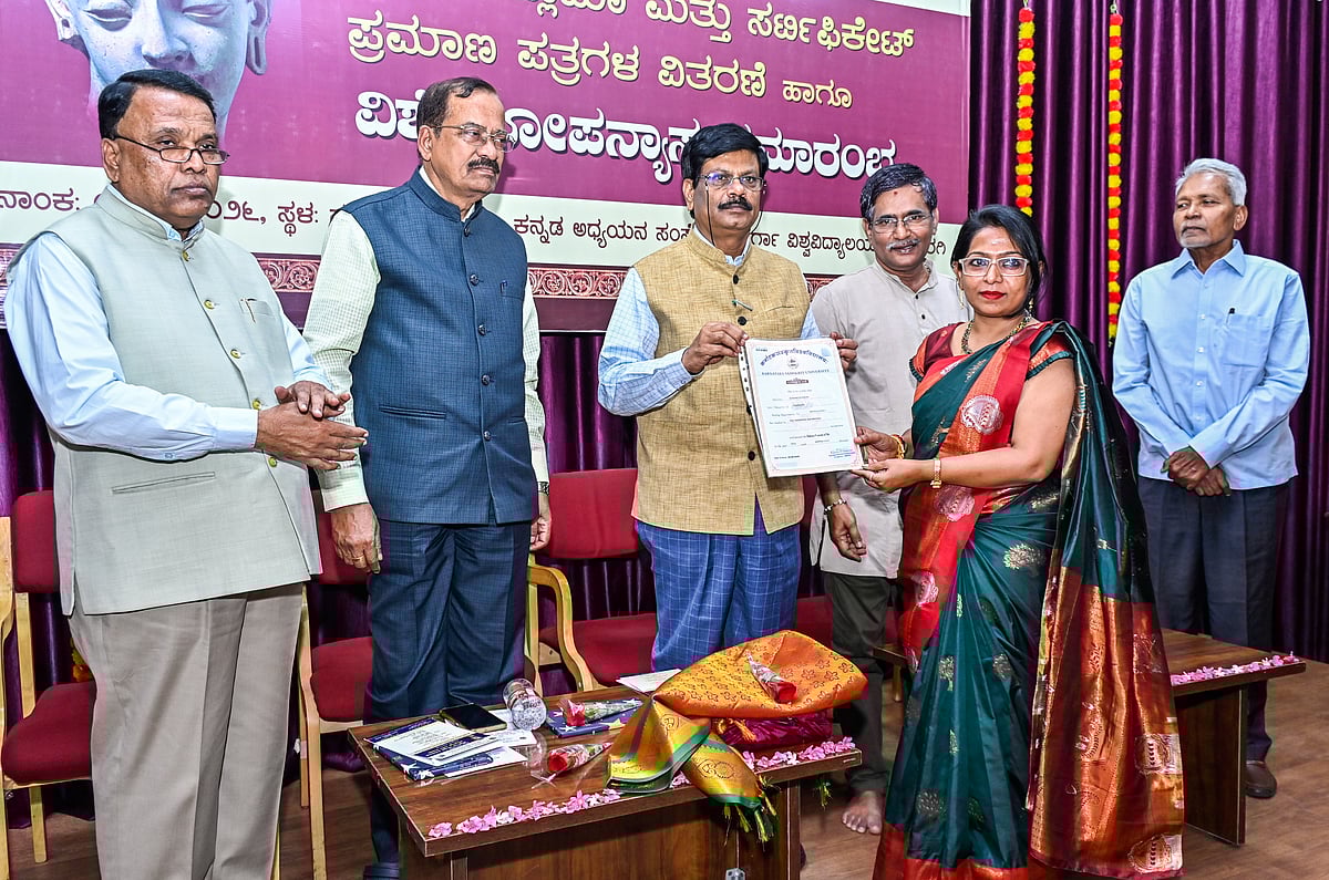 ‘ಭಾಷೆಗಳು ಗೊತ್ತಾಗಿದ್ದೇ ಸಾರ್ಥಗಳ ಮೂಲಕ’