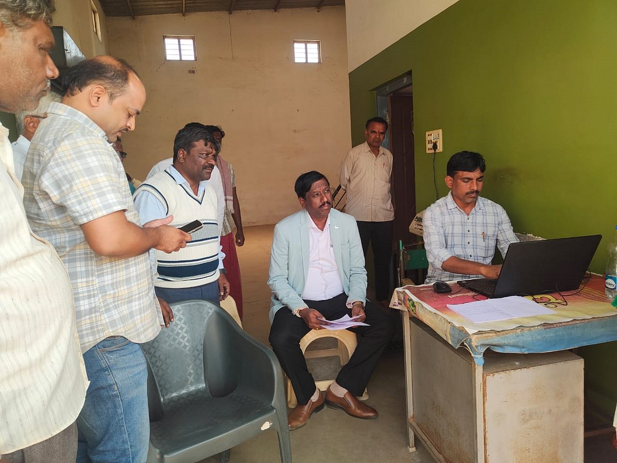 ಎಂಐಎಸ್ ಖರೀದಿ ಕೇಂದ್ರ: ಜಿಲ್ಲಾಧಿಕಾರಿ ಭೇಟಿ