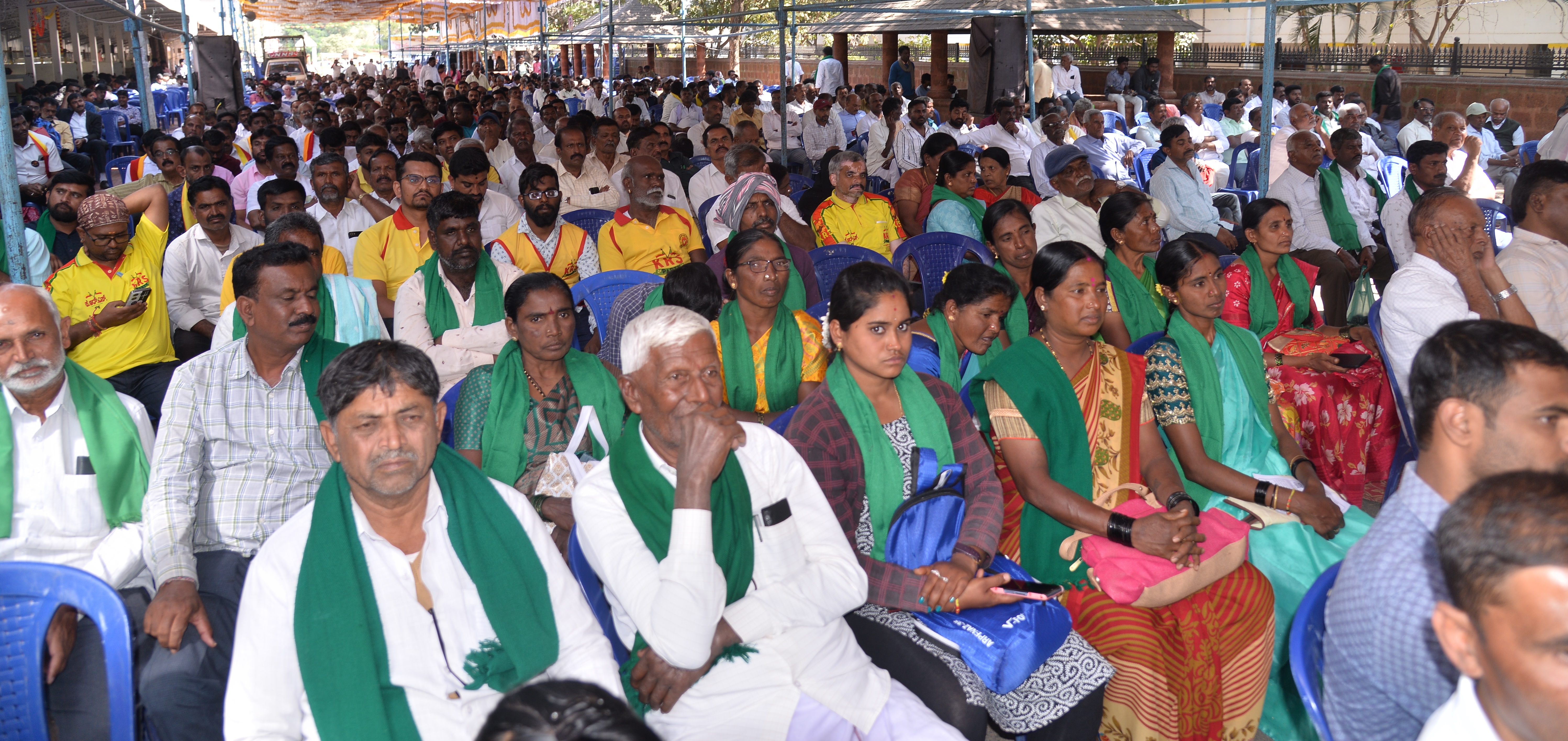 ಸಮಾವೇಶದಲ್ಲಿ ಸೇರಿದ್ದ ಜನಸ್ತೋಮ