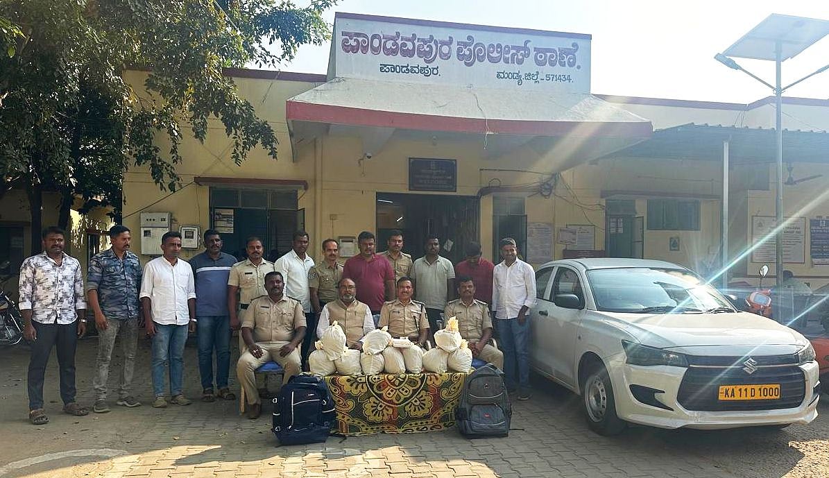 ಪಾಂಡವಪುರದ ಸಮೀಪ ಗಾಂಜಾ ಮಾರಾಟ: ಮೂವರ ಬಂಧನ