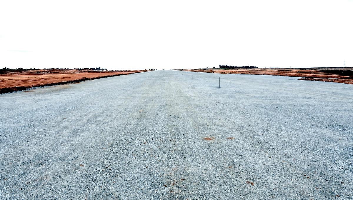 ಹಾಸನ ವಿಮಾನ ನಿಲ್ದಾಣಕ್ಕೆ ಸಿಗದ ರೆಕ್ಕೆ: ಆರು ದಶಕ ಕಳೆದರೂ ಪೂರ್ಣವಾಗದ ಕಾಮಗಾರಿ