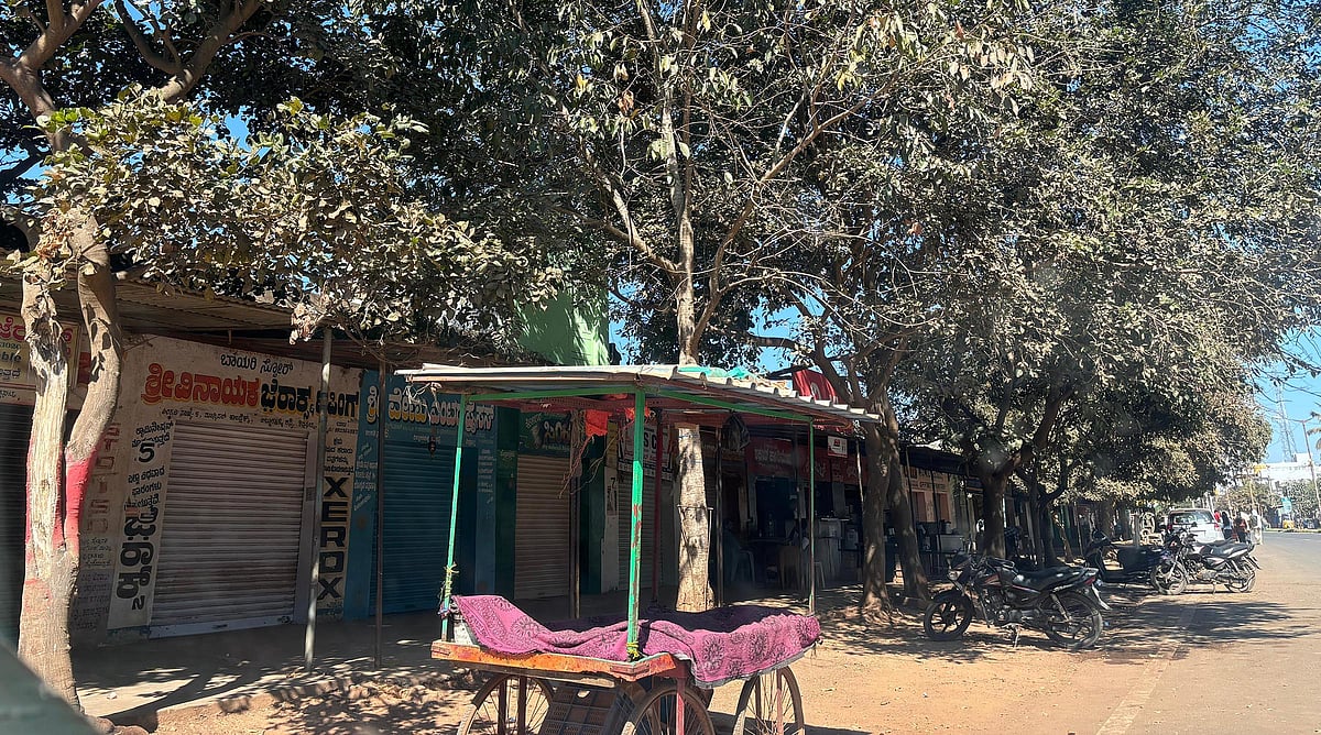 ಶಿಡ್ಲಘಟ್ಟ | 2 ದಶಕವಾದರೂ ನಗರಸಭೆ ಮಳಿಗೆ ಹರಾಜು ಇಲ್ಲ: ಆದಾಯ ಕುಂಠಿತ