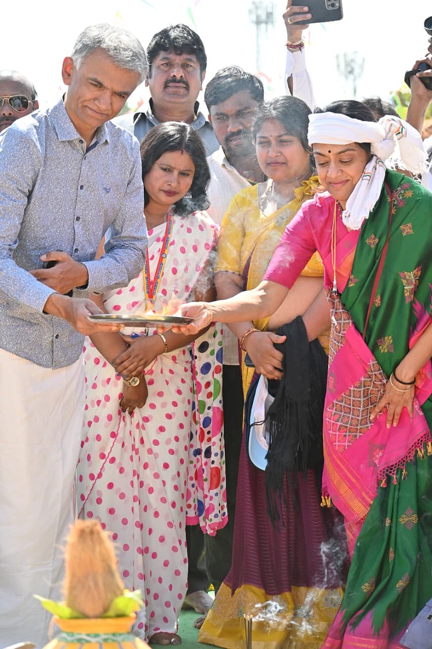 ‘ಸುಗ್ಗಿ-ಹುಗ್ಗಿ’ ಸಾಂಸ್ಕೃತಿಕ ಸಂಭ್ರಮದಲ್ಲಿ ಮಿಂದೆದ್ದ ಜನ