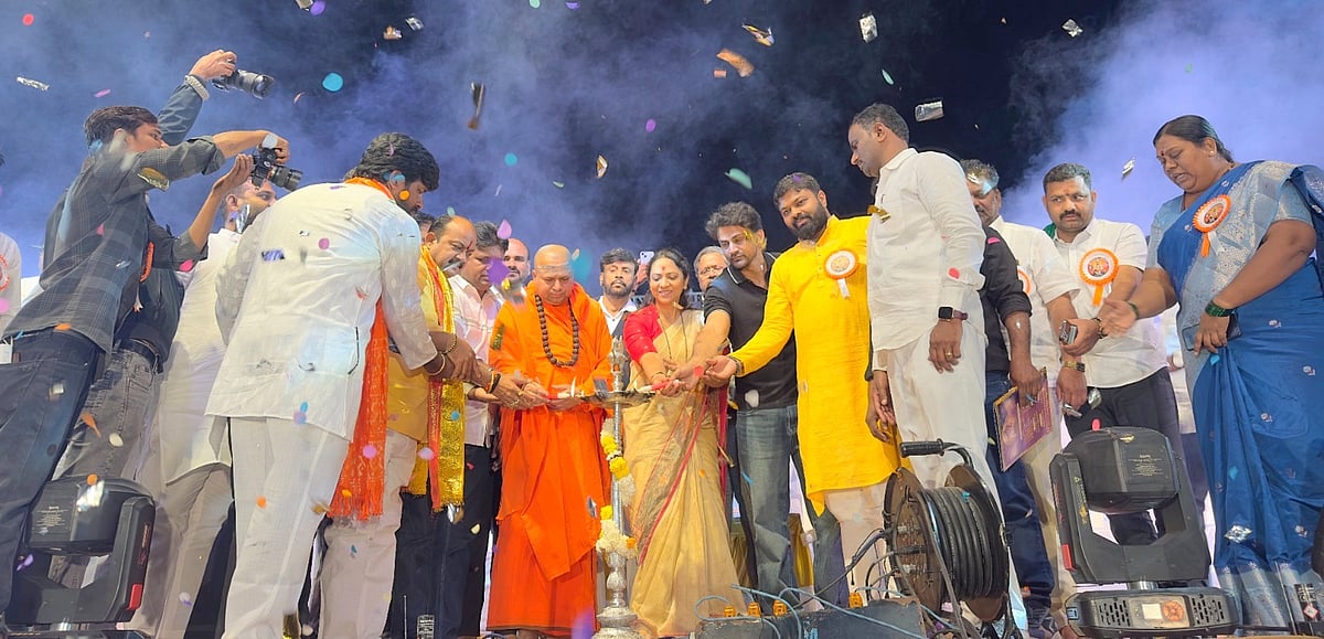 ಶಹಾಪುರ | ಶಿಕ್ಷಣಕ್ಕೆ ಬದುಕು ಬದಲಾಯಿಸುವ ಶಕ್ತಿ ಇದೆ:  ಡಾಲಿ ಧನಂಜಯ