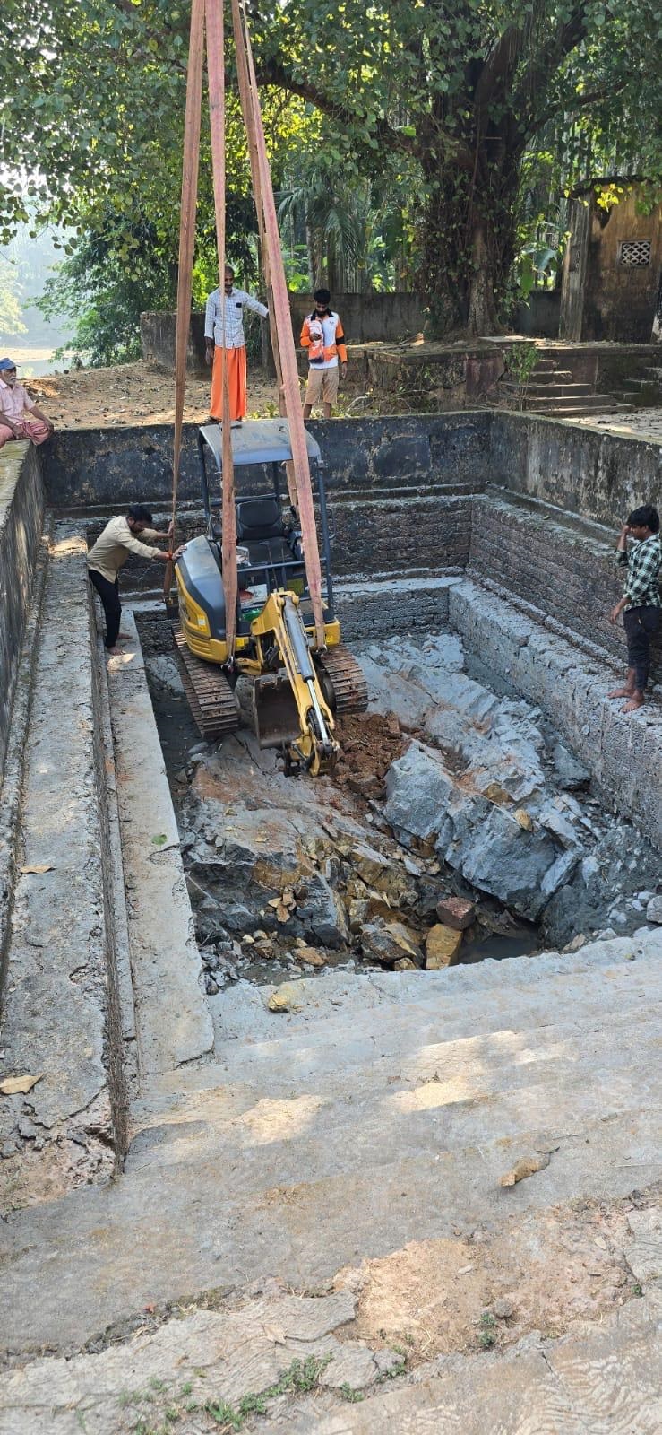 ಬೆಂದ್ರ್‌ ತೀರ್ಥದಲ್ಲಿ ಅಭಿವೃದ್ಧಿ ಕೆಲಸ ಆರಂಭಗೊಂಡ ಸಂದರ್ಭ