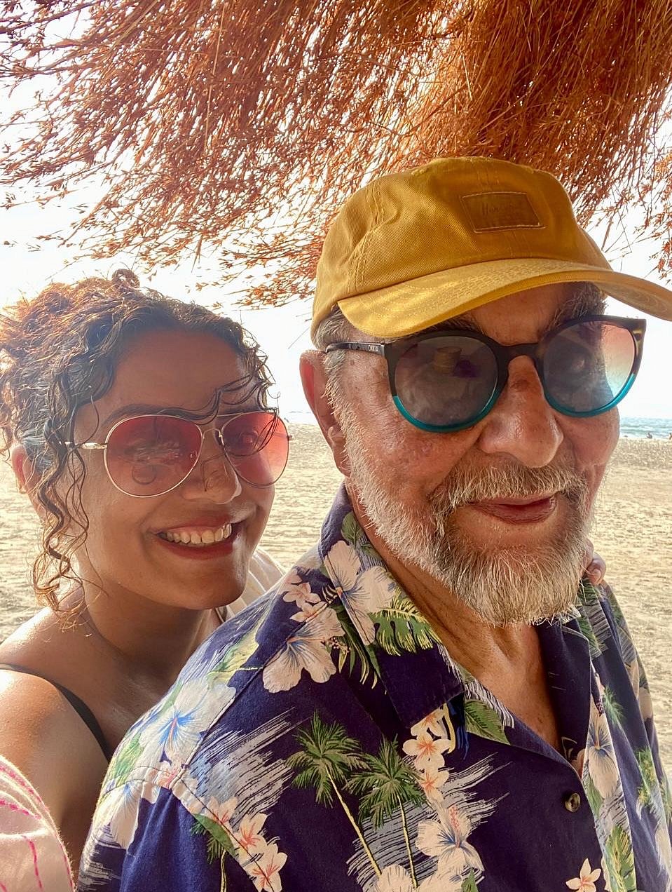 10ನೇ ವರ್ಷದ ವಿವಾಹ ವಾರ್ಷಿಕೋತ್ಸವ ಆಚರಿಸಿಕೊಂಡ 80ರ ಹರೆಯದ ಬಾಲಿವುಡ್ ನಟ