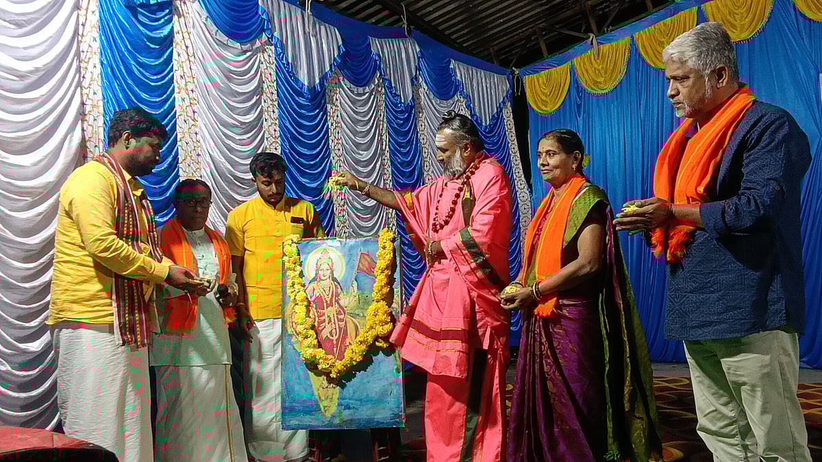 ಹಿಂದೂ ಸಮಾಜದ ಏಕತೆಯಿಂದ ಬಲಿಷ್ಠ ರಾಷ್ಟ್ರ: ಶಿವಾಚಾರ್ಯ ಸ್ವಾಮೀಜಿ ಅಭಿಮತ