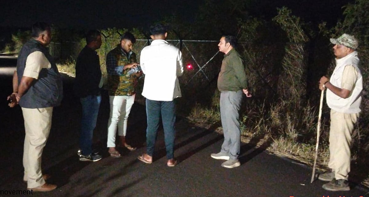 ಹುಬ್ಬಳ್ಳಿ ವಿಮಾನ ನಿಲ್ದಾಣದ ಆವರಣದಲ್ಲಿ ಚಿರತೆ; ಚಿತ್ರ ಸೆರೆ