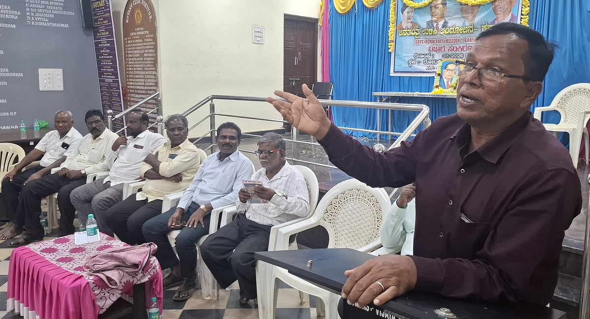 ಹಿರಿಯೂರು | ಹೋರಾಟದ ದಿಕ್ಕು ತೋರಿಸಿದ ಬಿ.ಕೃಷ್ಣಪ್ಪ:  ಪ್ರೊ.ಸಿ. ಕೆ. ಮಹೇಶ್