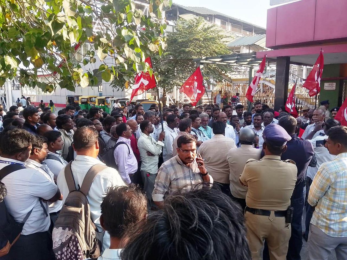 ಬಂಗಾರಪೇಟೆ | ಕೆಎಸ್‌ಆರ್‌-ಮಾರಿಕುಪ್ಪಂ ರೈಲು ಪುನರಾರಂಭಕ್ಕೆ ಒತ್ತಾಯ 