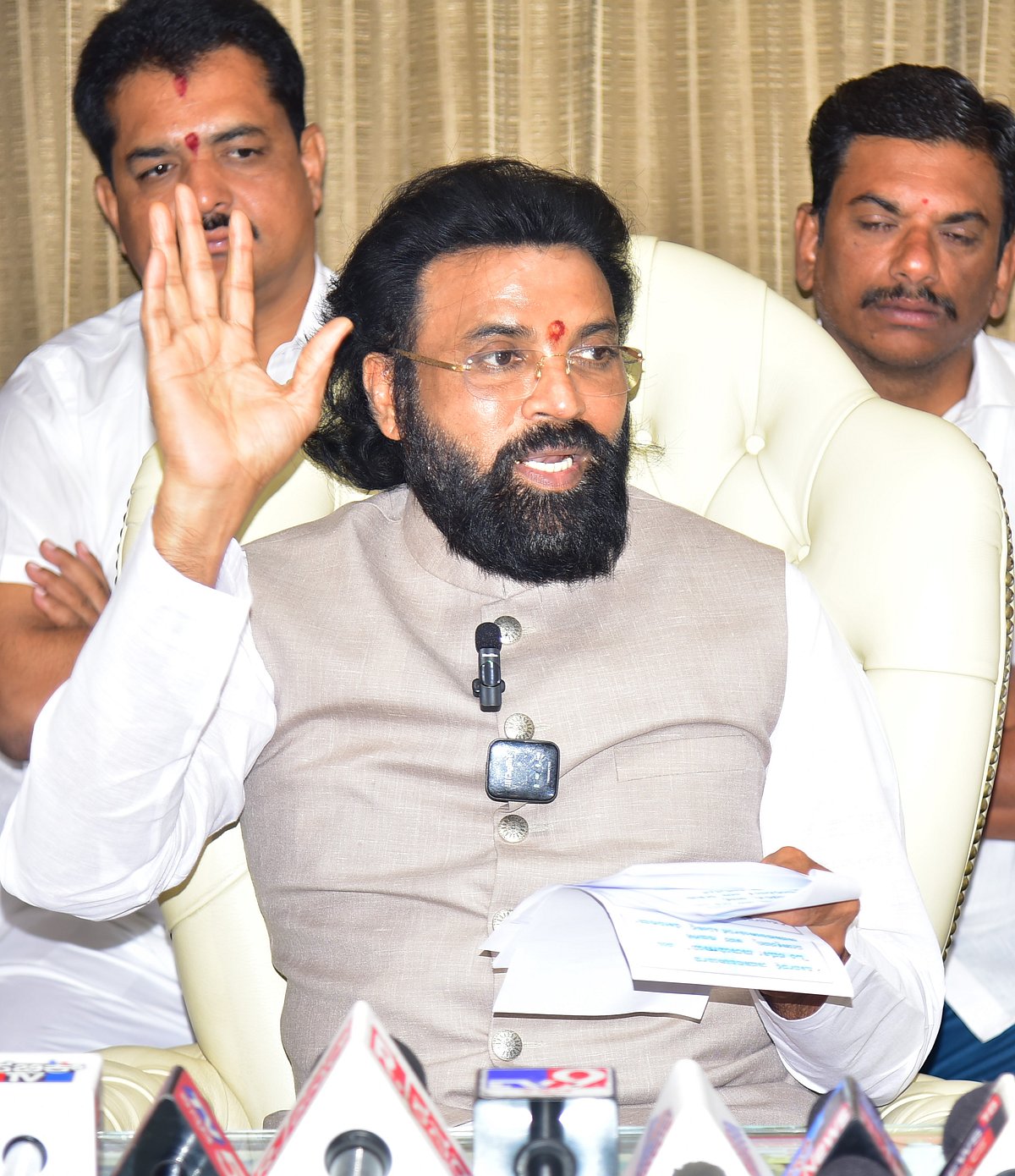 ದಾಳಿ ಪ್ರಕರಣ | ನ್ಯಾಯ ಪಡೆಯುವವರೆಗೆ ಹೋರಾಟ: ಮಾಜಿ ಸಚಿವ ಶ್ರೀರಾಮುಲು ಪುನರುಚ್ಚಾರ