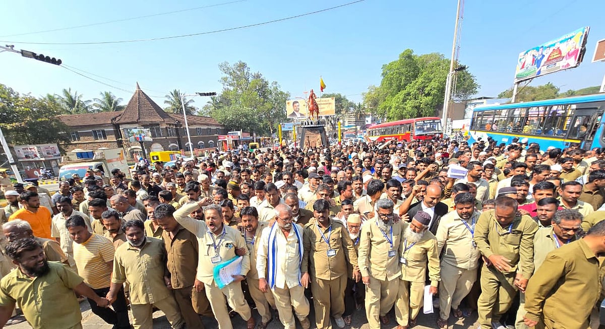 ಆಟೊರಿಕ್ಷಾ ಪ್ರಯಾಣ ಬಾಡಿಗೆ ದರ ‍‍ಪರಿಷ್ಕರಣೆಗೆ ಆಗ್ರಹ