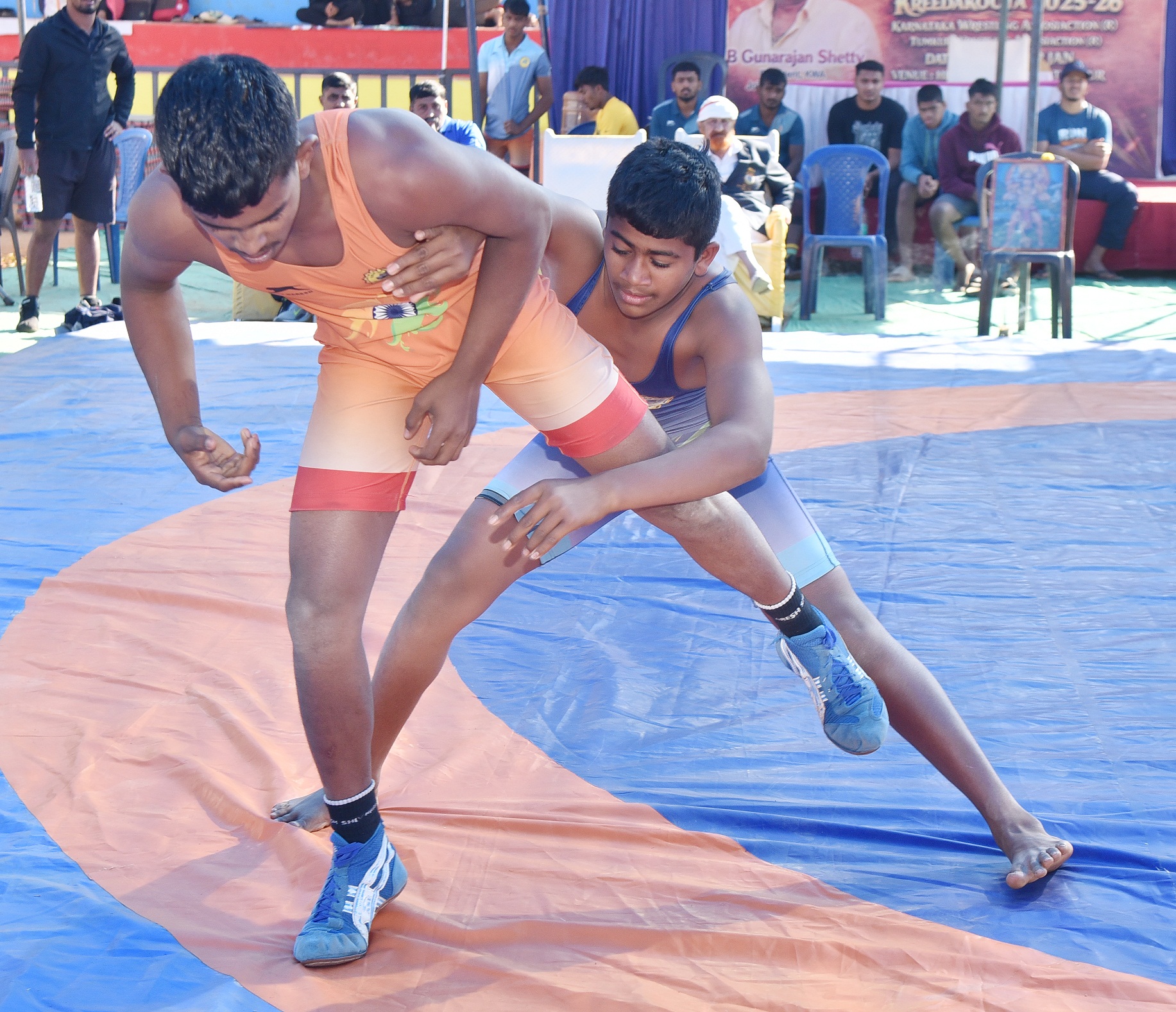 ಕುಸ್ತಿಪಟುಗಳ ಸೆಣಸಾಟ