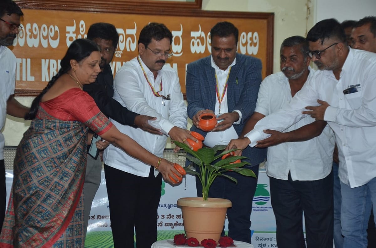 ರೈತರು ಮೌಲ್ಯವರ್ಧನೆಗೆ ಹೆಚ್ಚಿನ ಒತ್ತು ನೀಡಿ: ಗಿರೀಶ ಮರಡಿ ಸಲಹೆ