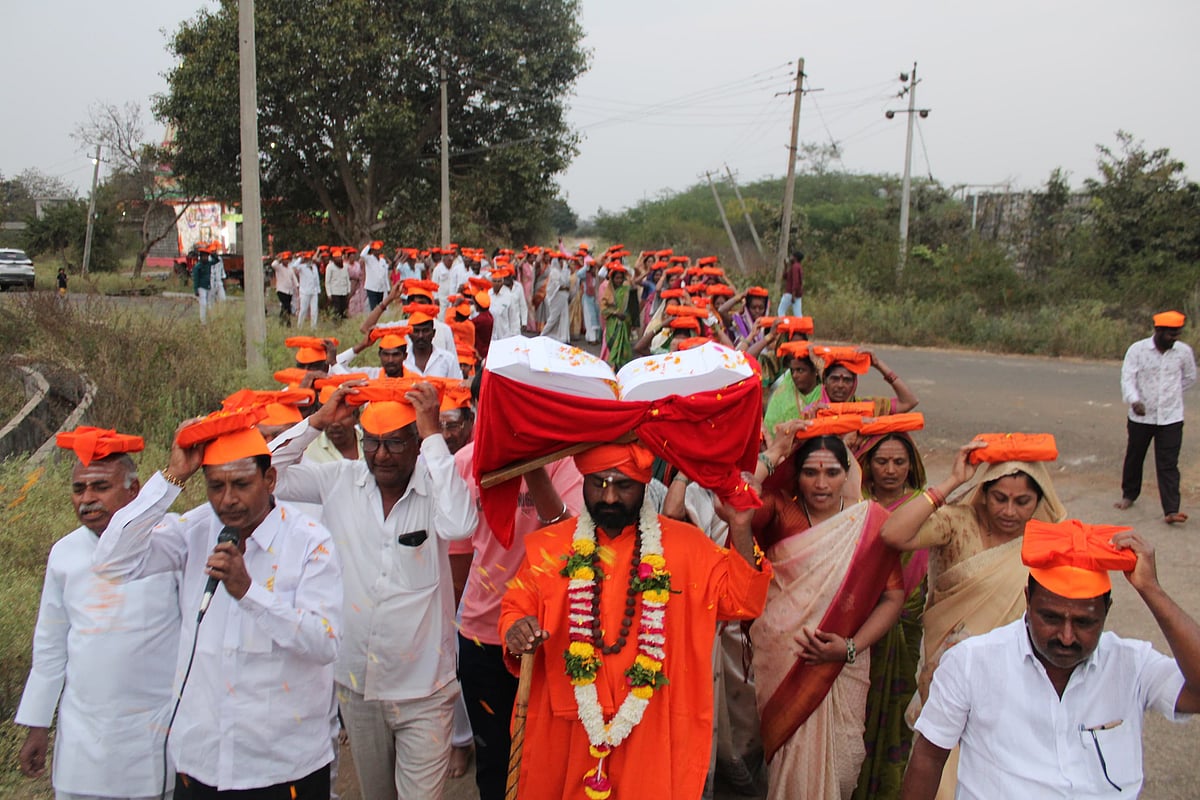 ವಚನಗಳಿಂದ ಸದೃಢ ಸಮಾಜ ನಿರ್ಮಾಣ: ಸಾಹಿತಿ ರಮೇಶ್ ಮಠಪತಿ